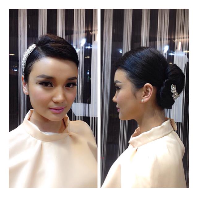 Жүжигчин Золоо Анжелина Джолиг дуурайв